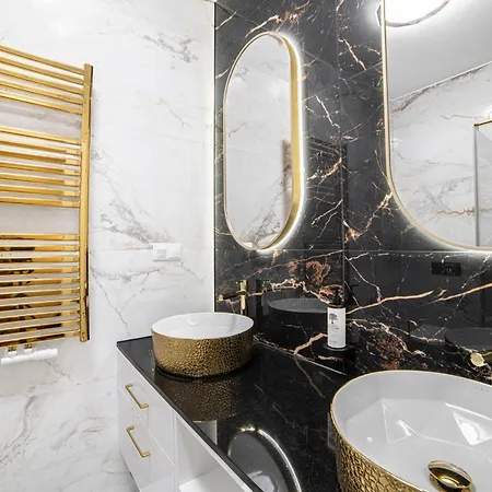 Apartament Amber Centrum Z Basenem