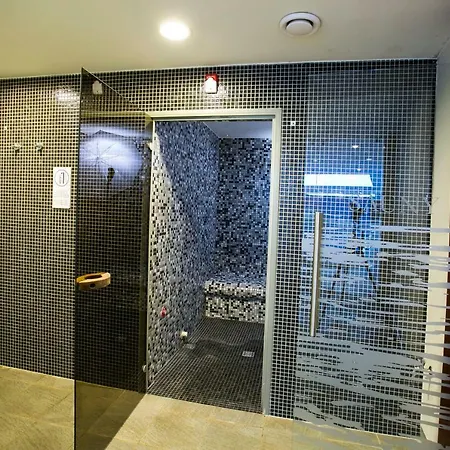 Apartament Apartament Amber Centrum Z Basenem